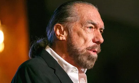 Bị vợ ruồng bỏ, bố đơn thân nghèo khổ tất tay cho "canh bạc" ngoạn mục, lột xác thành ông trùm tỷ đô