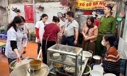 Hà Nội: Quán bún riêu phố cổ bị 'đóng cửa' sau phản ánh của du khách