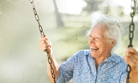 Những người sống thọ 100 tuổi thường có 4 thói quen này khi ăn uống: Ai cũng nên bắt đầu ngay!