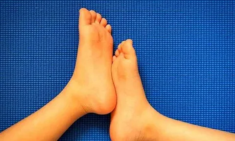 Cơ thể bỗng xuất hiện 4 mùi này: Đừng vội bỏ qua, có thể là lời cảnh báo của gan, thận, dạ dày