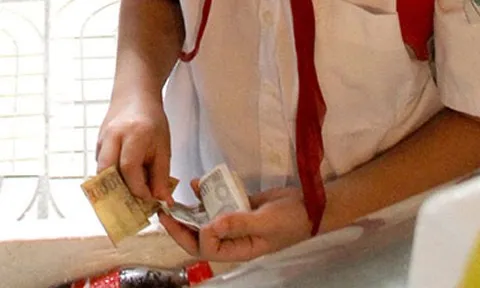 Con ăn trộm 700 nghìn đồng, hành động của người mẹ mang lợi suốt đời cho cuộc đời con