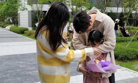 2 món quà đắt giá nhất cha mẹ nên cho con trước tuổi 10 thay vì tiền bạc và đồ chơi