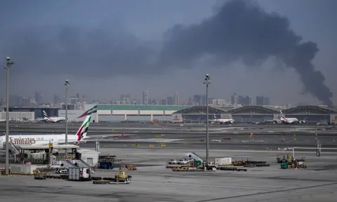 Xung đột Trung Đông: Vietnam Airlines mất thêm 2.000 USD/chuyến bay, ACV nguy cơ hụt thu 10,9 triệu USD/tháng