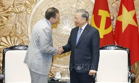 Gặp Tổng Bí thư, DN Mỹ kế thừa di sản của Thomas Edison tiết lộ VN là nước châu Á đầu tiên được chọn