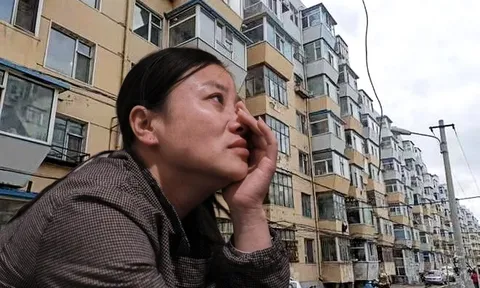 Thuê trọ 15 năm, thấy chủ nhà được đền bù giải tỏa 10 tỷ đồng người phụ nữ lập tức đòi chia phần: “Tôi xứng đáng có nửa số tiền”