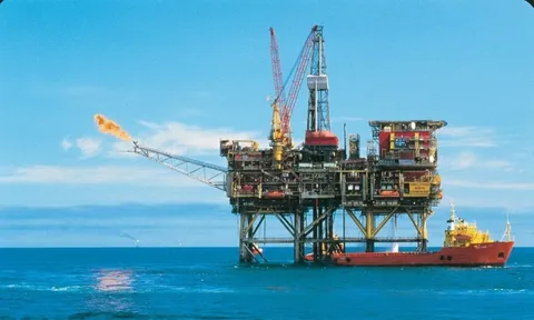 Một tổ chức nắm 1,8 tỷ thùng dầu dự trữ vừa họp khẩn, đề xuất giải phóng lượng dầu dự trữ lớn nhất lịch sử