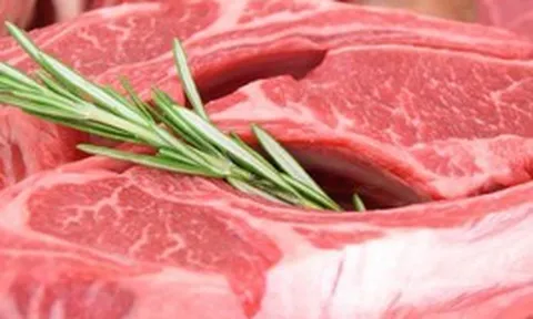 Cách chọn thịt lợn tươi ngon, an toàn cho sức khỏe: Chuyên gia tư vấn 3 tiêu chí