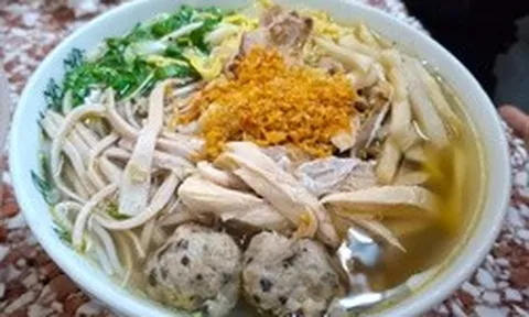 Tại sao gọi là bún thang?