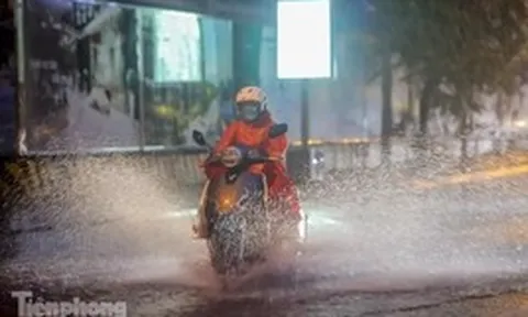 Từ đêm nay, vùng núi Bắc Bộ chuyển mưa dông