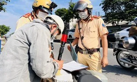 CSGT toàn quốc đang đồng loạt tập trung xử lý các vi phạm giao thông này, người dân chú ý