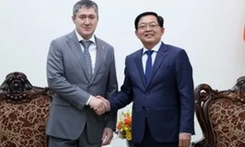 Phó Thủ tướng Hồ Quốc Dũng tiếp Thống đốc tỉnh Perm, Liên bang Nga