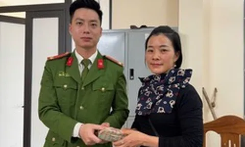 Tài khoản người phụ nữ SN 1982 phát sinh giao dịch 100.000.000 đồng không rõ nguồn gốc: Công an lập tức vào cuộc xác minh