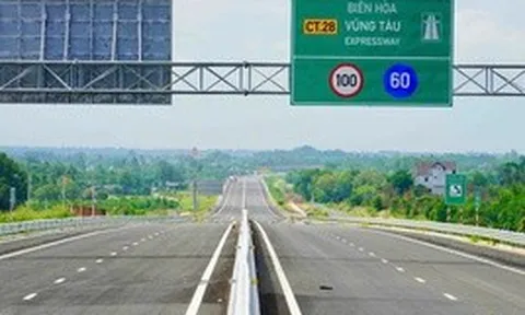 Những quyết định ra đời trong bối cảnh đặc biệt