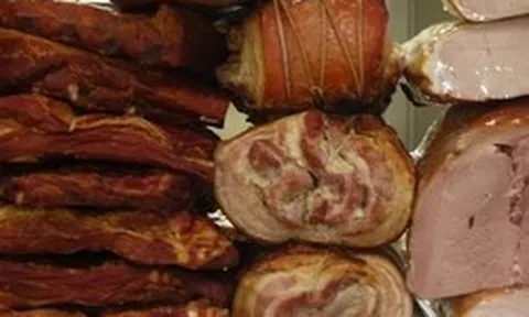 Nữ sinh 23 tuổi mắc ung thư dạ dày giai đoạn cuối: 4 thực phẩm hại dạ dày, trong đó 1 loại làm tăng tới 68% nguy cơ ung thư