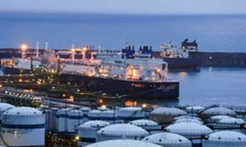 Nga đón ‘cơn mưa’ đơn đặt hàng dầu từ Đông Nam Á