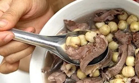 Ở con lợn có 1 phần chỉ nặng 3 lạng nhưng chứa protein "quý", khá bổ tim và não: Ra chợ không mua sớm là hết!