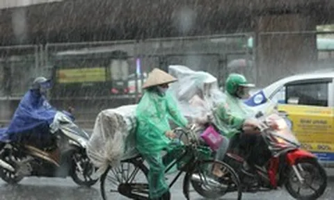 Chiều tối nay miền Bắc có thể mưa đá, dông lốc: Những khu vực nào chịu ảnh hưởng?