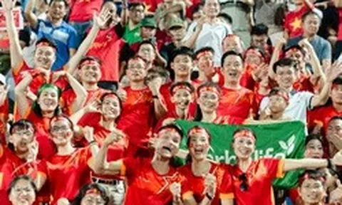 Tiếp lửa sân cỏ: Khi triệu trái tim trở thành sức mạnh của đội tuyển