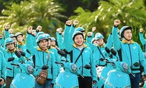 Tỷ phú Phạm Nhật Vượng ‘mở cửa’ cho tài xế Xanh SM sở hữu xe chỉ sau 2 năm