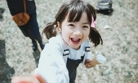 Nếu gia đình có 4 đặc điểm này, xin chúc mừng: Bạn đang nuôi dạy một đứa trẻ có EQ cao