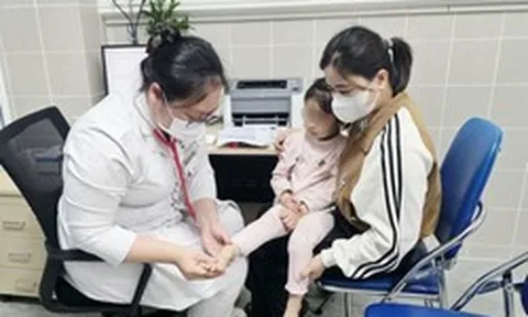 Bệnh viện Bạch Mai phát cảnh báo "NÓNG" về bệnh dịch