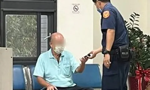 Nửa đêm tài khoản ngân hàng có 10 giao dịch lạ, người đàn ông báo công an, phát hiện âm mưu tinh vi