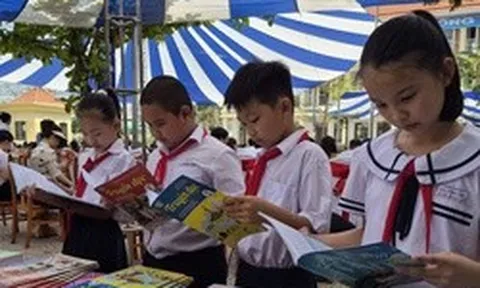 Xã đầu tiên trên cả nước cấp sách giáo khoa miễn phí cho học sinh