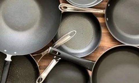 Cảnh báo tới tất cả các gia đình đang sử dụng chảo chống dính