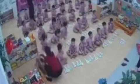 Xôn xao clip trẻ mầm non bị cô giáo bạo hành trong lớp