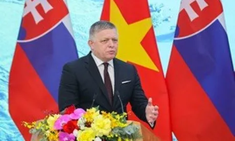 Thủ tướng Cộng hòa Slovakia Robert Fico kết thúc chuyến thăm chính thức Việt Nam