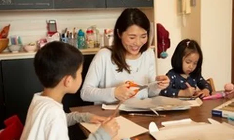 Đừng ép mình làm cha mẹ hoàn hảo, chỉ cần kiên trì 5 điều này con sẽ tự khắc ưu tú