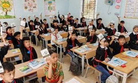 Nhật ký hành trình từ trái tim: Đánh thức khát vọng lớn, tiếp sức thế hệ trẻ vùng cực Bắc vững bước vươn xa