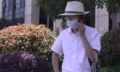 Ra ngân hàng xin rút 579 triệu đồng từ tài khoản của người cha quá cố, người đàn ông bị nhân viên từ chối: “Chúng tôi chỉ làm theo quy định”