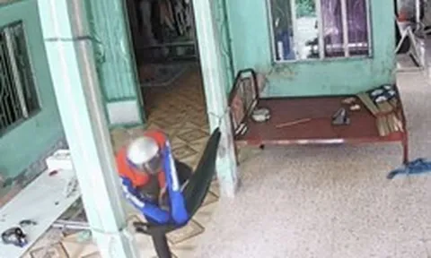 Shipper vào nhà xin nằm ngả lưng giữa trưa, chủ nhà niềm nở nhưng trích xuất camera đăng lên mạng