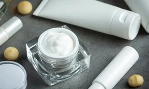 Nóng: Thu hồi, buộc tiêu hủy 107 lô kem trị mụn, trắng da chứa chất cấm