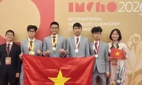 4 học sinh Việt Nam giành huy chương tại 'Kỳ thi hóa học khó nhất hành tinh'