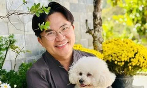 Nam MC "hot" trên các gameshow truyền hình, tuổi trung niên vẫn độc thân, chăm chỉ làm việc thiện