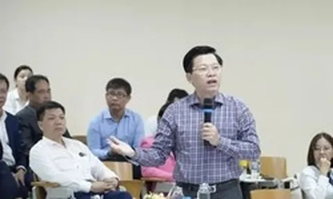 Đề xuất kì thi '2 trong 1' dành cho bác sĩ nội trú