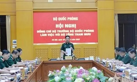 Phó Thủ tướng, Bộ trưởng Bộ Quốc phòng Phan Văn Giang chỉ đạo kế hoạch tác chiến 'Vòm phòng không bền vững'