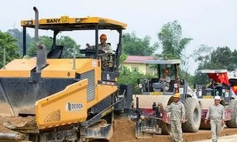 Hàng ngàn công nhân bám công trường tại các dự án trọng điểm dịp nghỉ lễ 30-4, 1-5