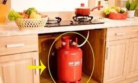 Đặt bình gas ngay dưới bếp gas là đúng hay là sai? Đáp án khiến nhiều người giật mình