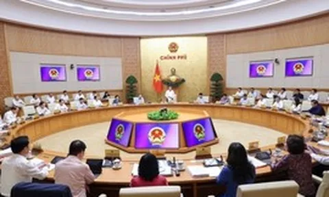 Thủ tướng Lê Minh Hưng chủ trì phiên họp thường kỳ đầu tiên của Chính phủ khóa XVI