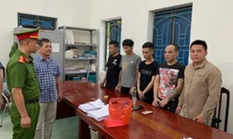 Kiểm tra chỗ ở, bắt chủ nhà Nguyễn Văn Dương và 3 người