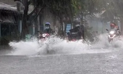 Gió mùa đông bắc sắp tràn về, mưa rất to
