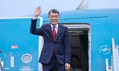 Thủ tướng Chính phủ Lê Minh Hưng lên đường dự Hội nghị Cấp cao ASEAN