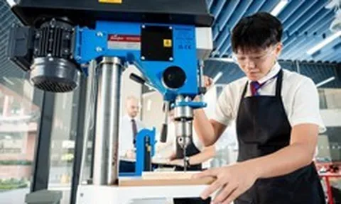 Vingroup vừa làm nên lịch sử, sau 4 năm hợp tác với hệ thống giáo dục danh giá bậc nhất Vương Quốc Anh