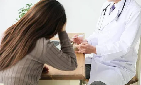 Luôn cảm thấy ngứa, cô gái trẻ "sốc" khi biết mình mắc căn bệnh này