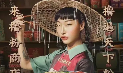 Cô gái sở hữu "đôi mắt người ngoài hành tinh", dân mạng giật mình khi xem ảnh