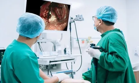 Đang khỏe mạnh, người đàn ông 41 tuổi bất ngờ nhập viện vì xuất huyết tiêu hóa
