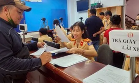 Cách đổi bằng lái xe ô tô, xe máy tại nhà mới nhất năm 2026